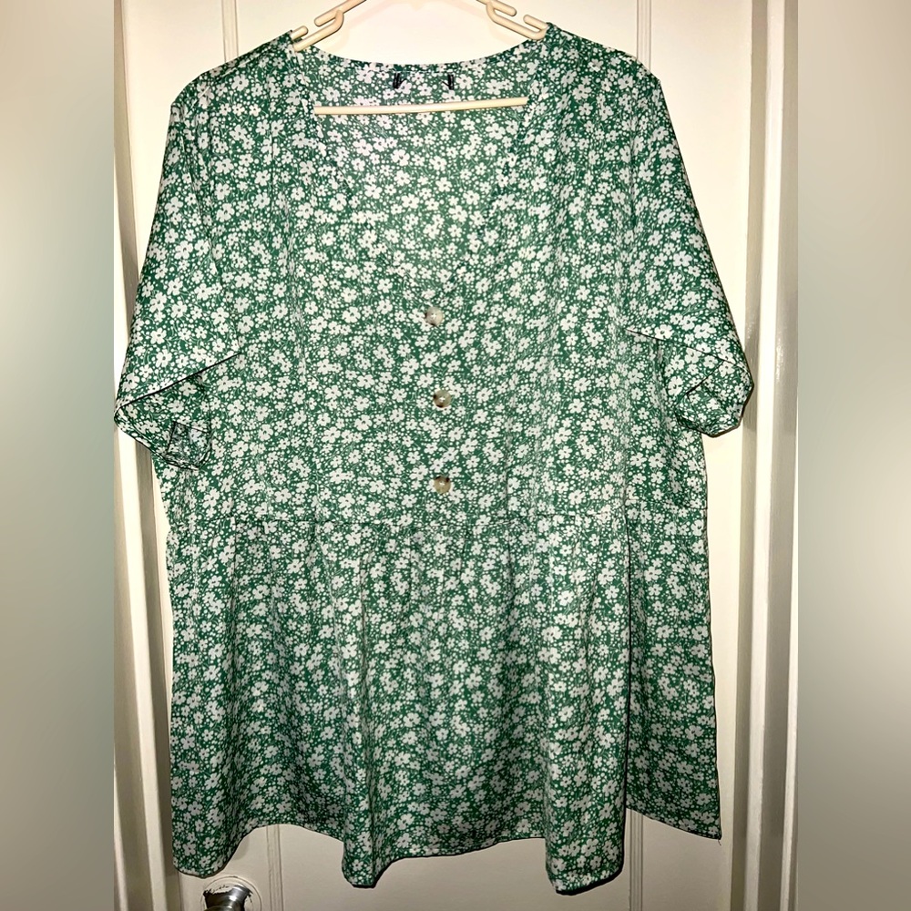 New SHEIN curve lime green blouse size 3X